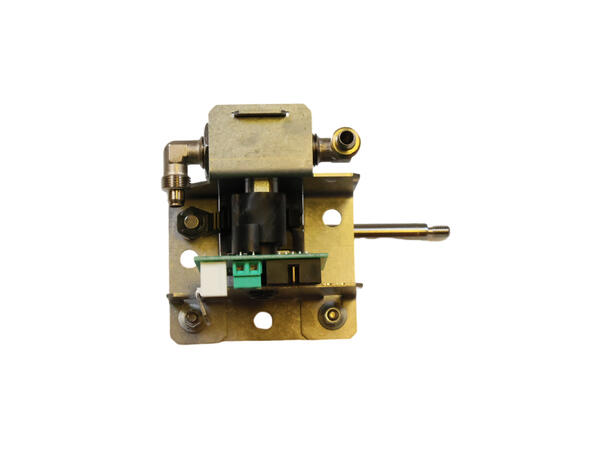 Steam outlet control, assembly Styring av damputtak 