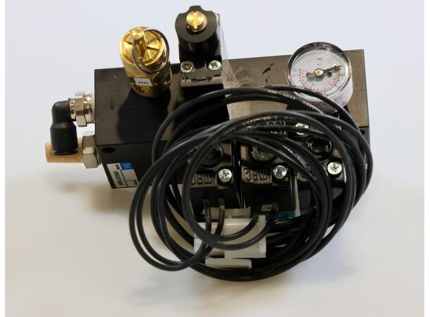 Manifold A.-*C842* 