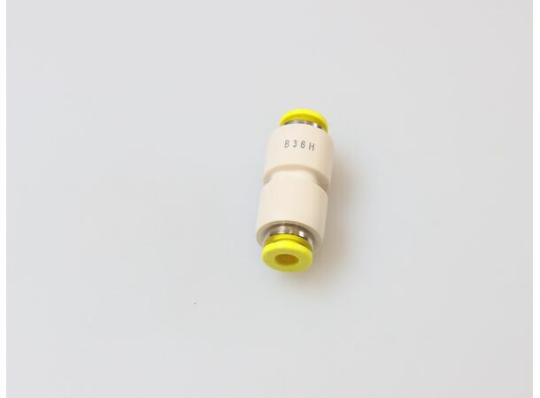 Straight connector 4-4 Rett kobling 4-4 