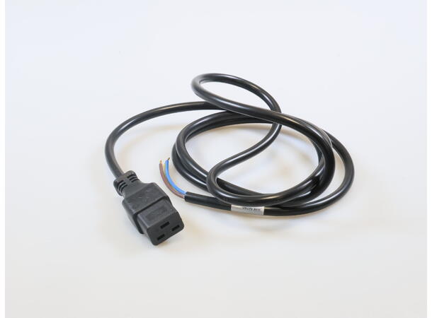 Cord Set C19 with wire end sle Ledningssett C19 med ledningsende sle 