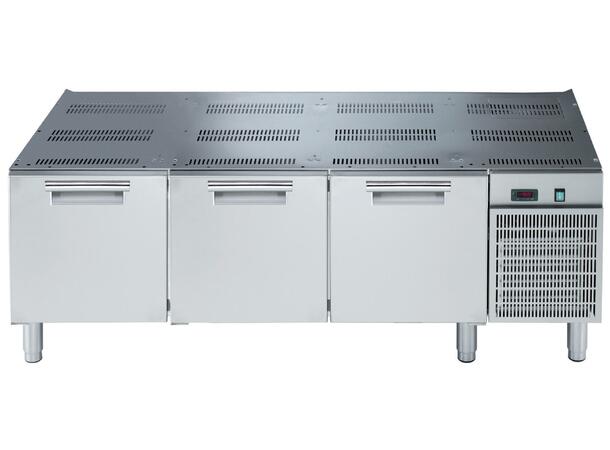 GRILL-KJØLEBENK MED 3 SKUFFER, 1600MM Electrolux 
